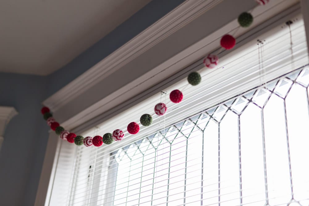 holiday window decorations