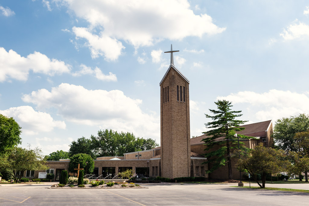 Illinois Country Club Wedding – Emma Mullins Photography