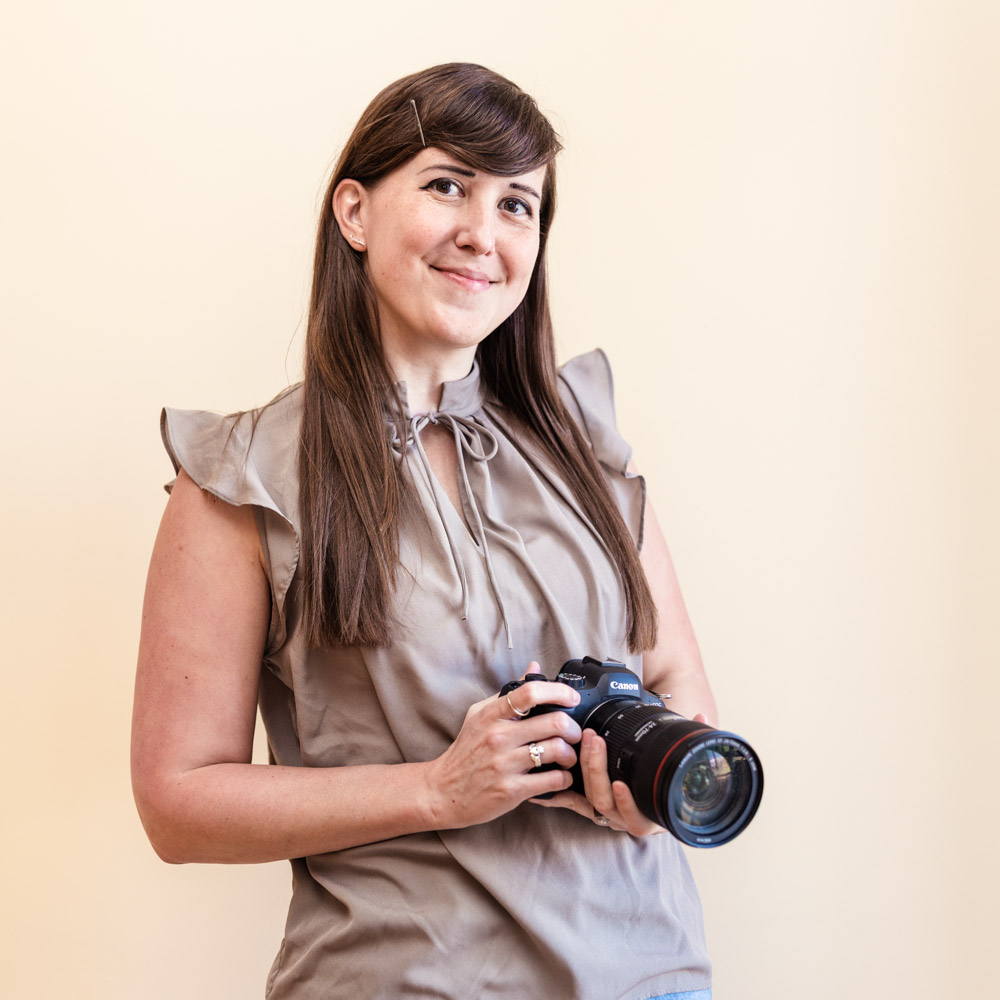 Associate photographer Sasha for Emma Mullins Photography